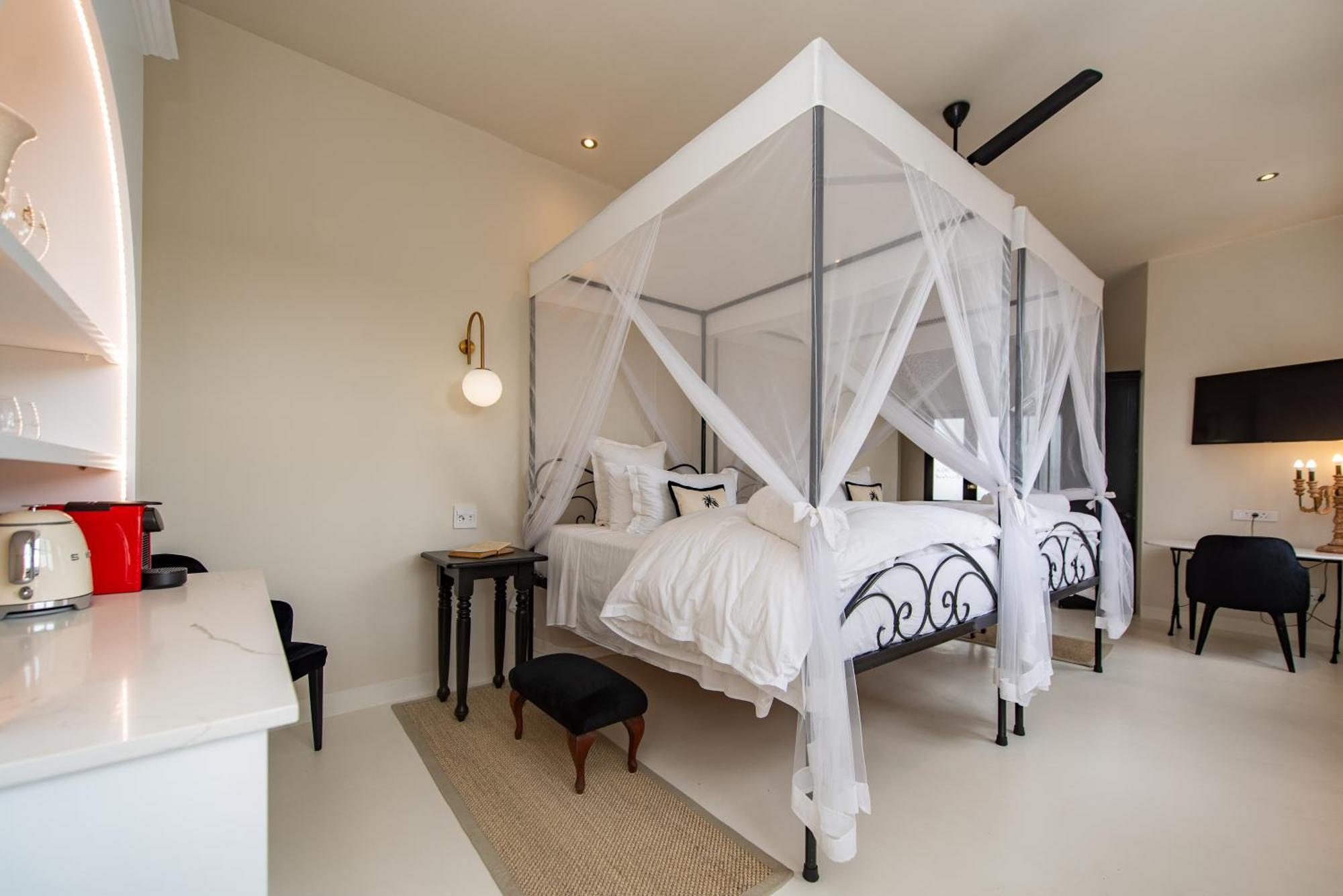 The Ivory Haus Hotel เพลตเตนเบิร์กเบย์ ภายนอก รูปภาพ