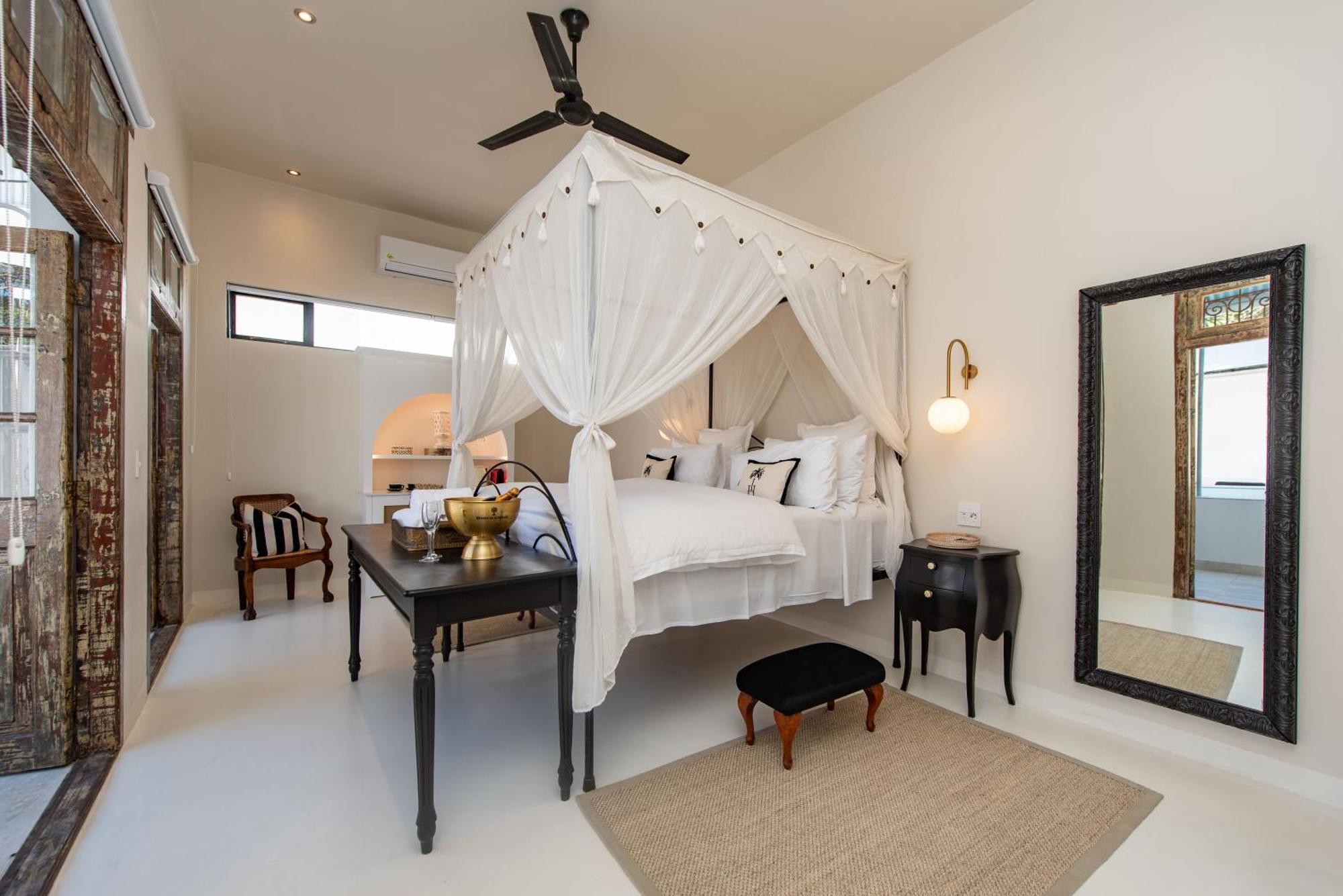 The Ivory Haus Hotel เพลตเตนเบิร์กเบย์ ภายนอก รูปภาพ